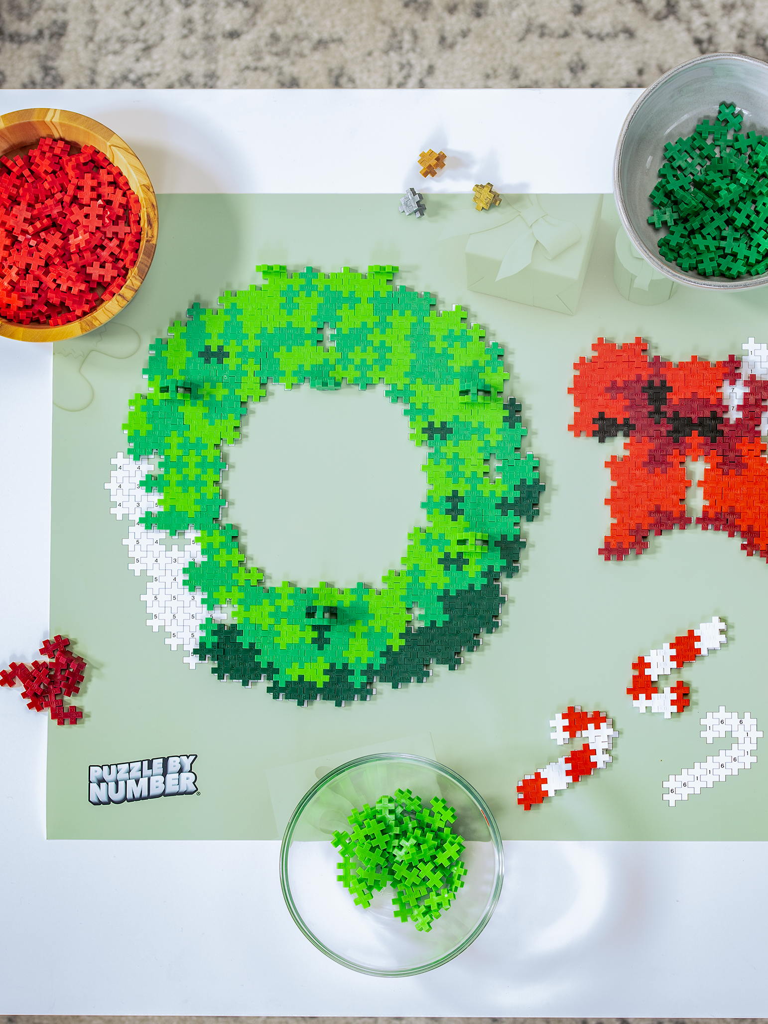 Puzzle by Number - Holiday Wreath